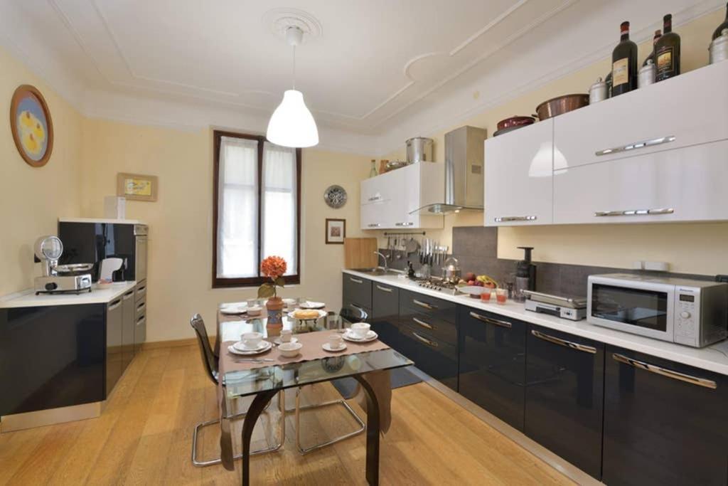 C-Rooms, Residenza Correggio Parma Exterior photo